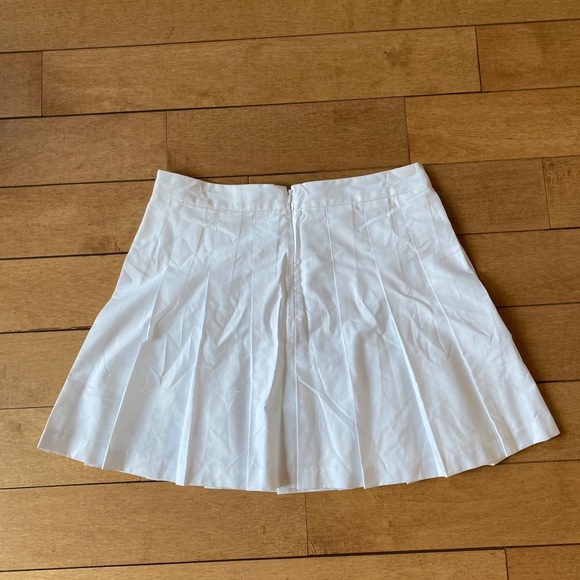 White Pleated Women's Skirt - Picture 2 of 3